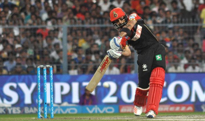 IPL 2020: Virat Kohli Leads by Example And Sets New Standards, Says RCB Teammate AB de Villiers